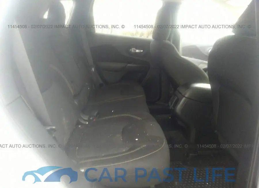 1C4PJMCB2FW697516# 8