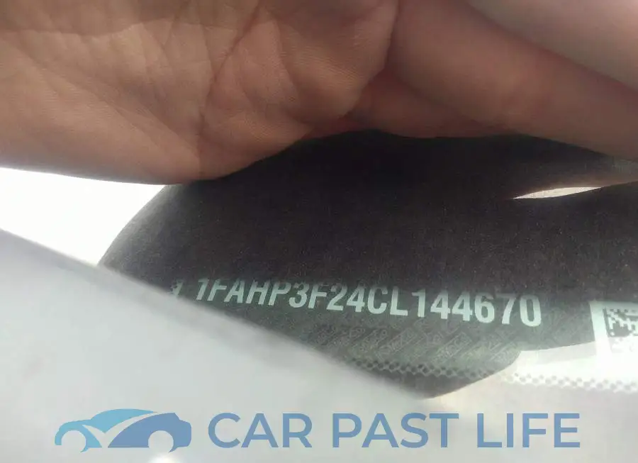 1FAHP3F24CL144670# 9