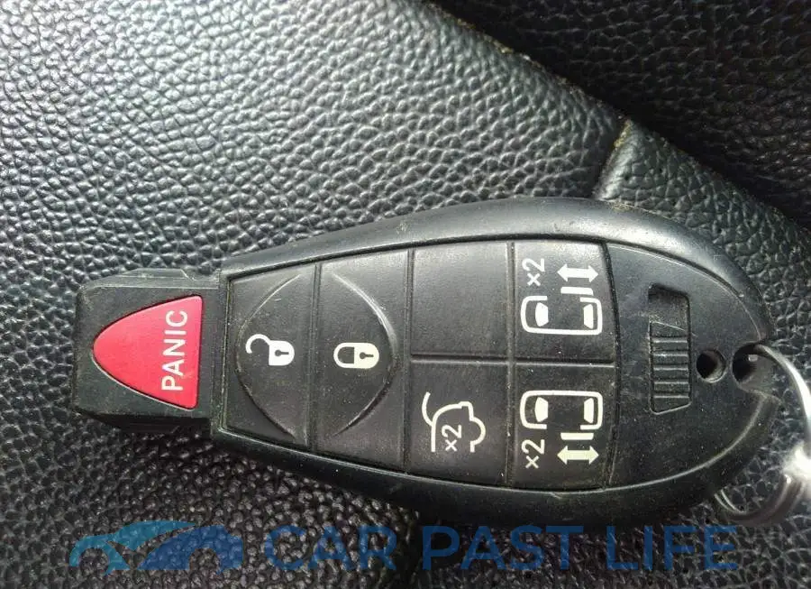2C4RDGDG8KR687572# 11