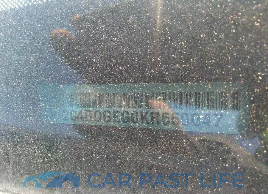 2C4RDGEG0KR669047# 9