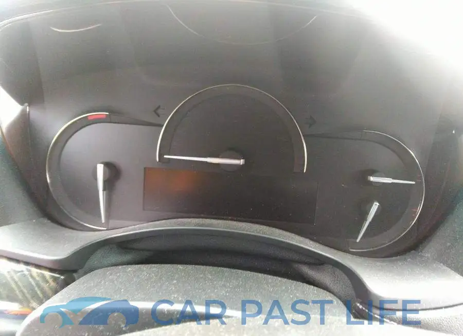 1G6AG1RX7H0167198# 7