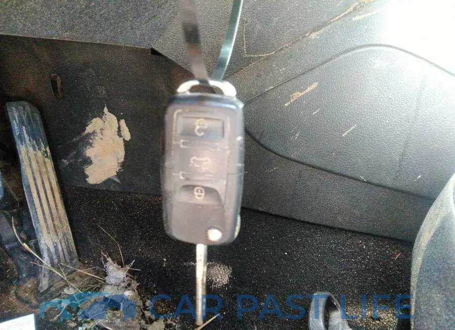3VW1K7AJ3FM331253# 11