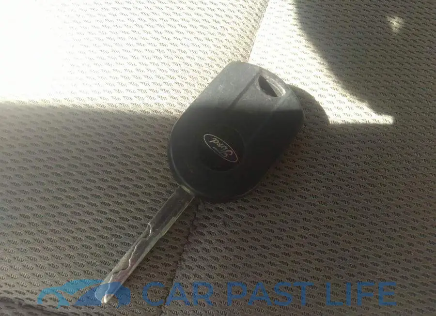 1FAHP3F28CL418307# 11