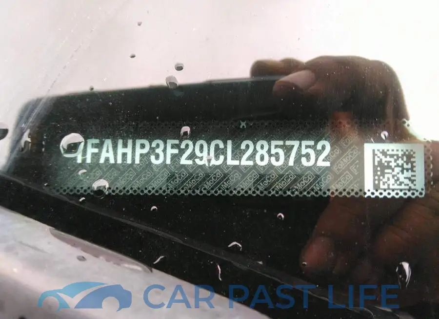 1FAHP3F29CL285752# 9