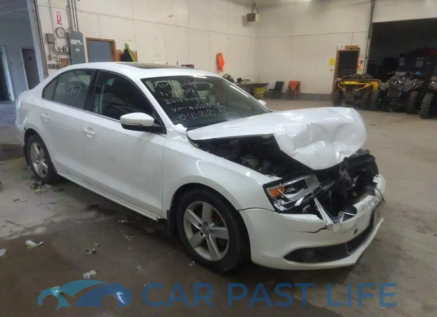 3VWDL7AJXDM423306# 1