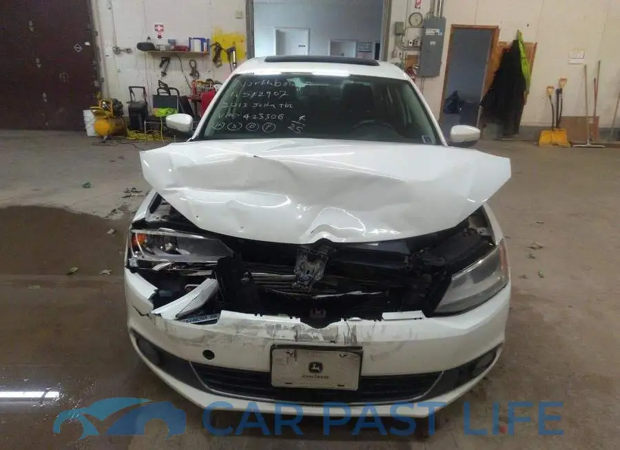 3VWDL7AJXDM423306# 6