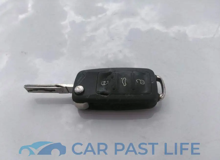 3VW2K7AJ6BM375990# 11