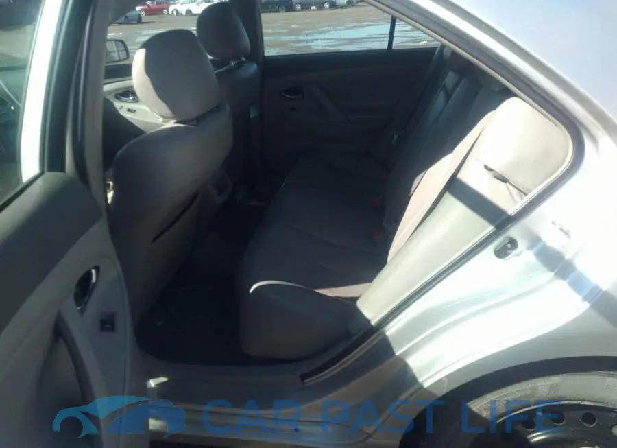 4T1BK3EK8BU122739# 8