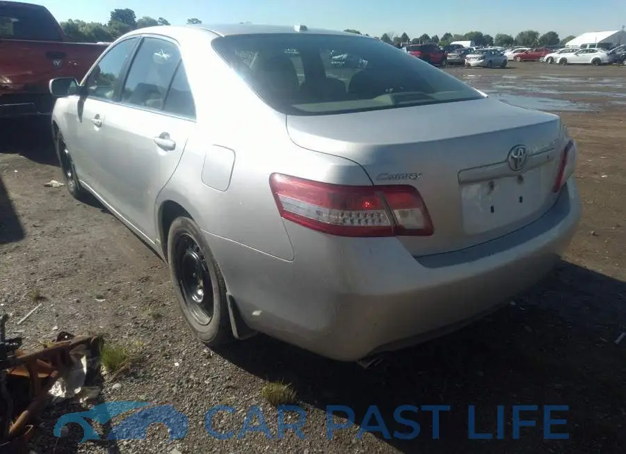 4T1BK3EK8BU122739# 3
