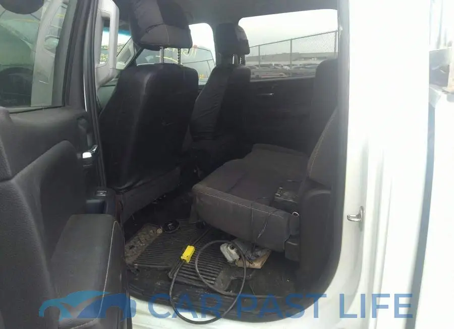 1GT12SEG3HF205756# 8