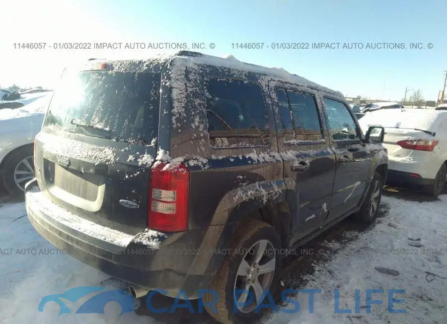 1C4NJRAB8HD172062# 4