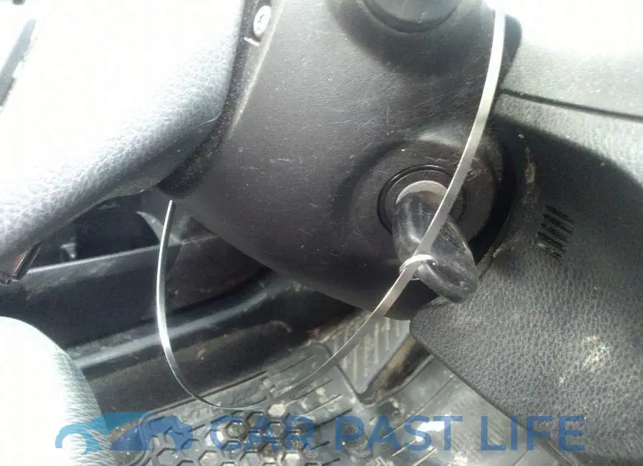 2T1BURHE9HC809614# 11