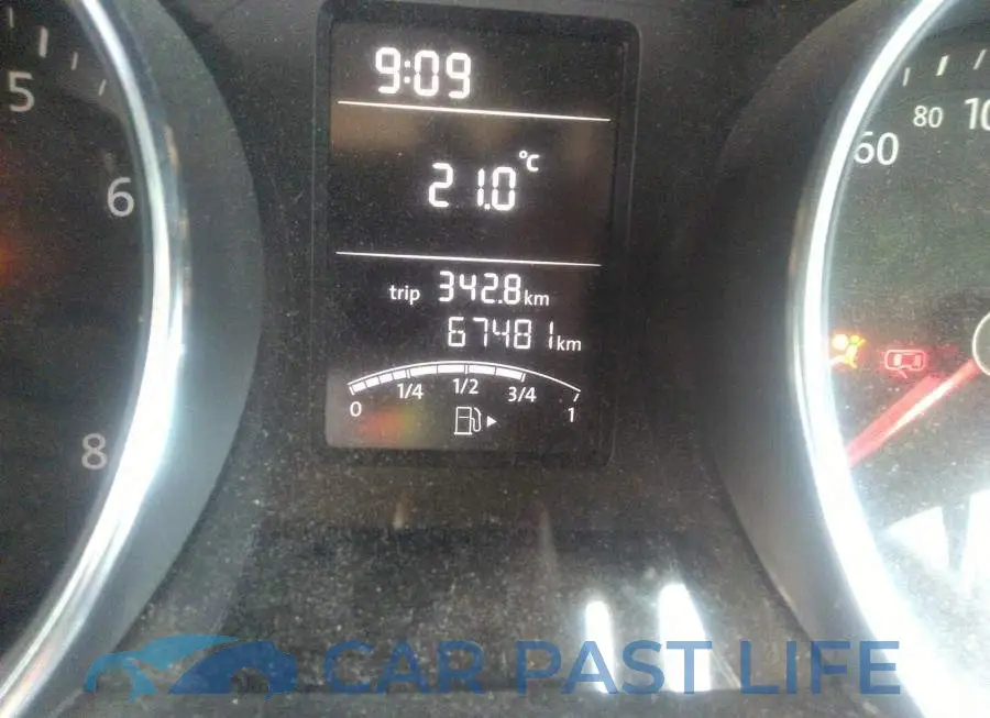 3VW167AJ2HM379351# 7
