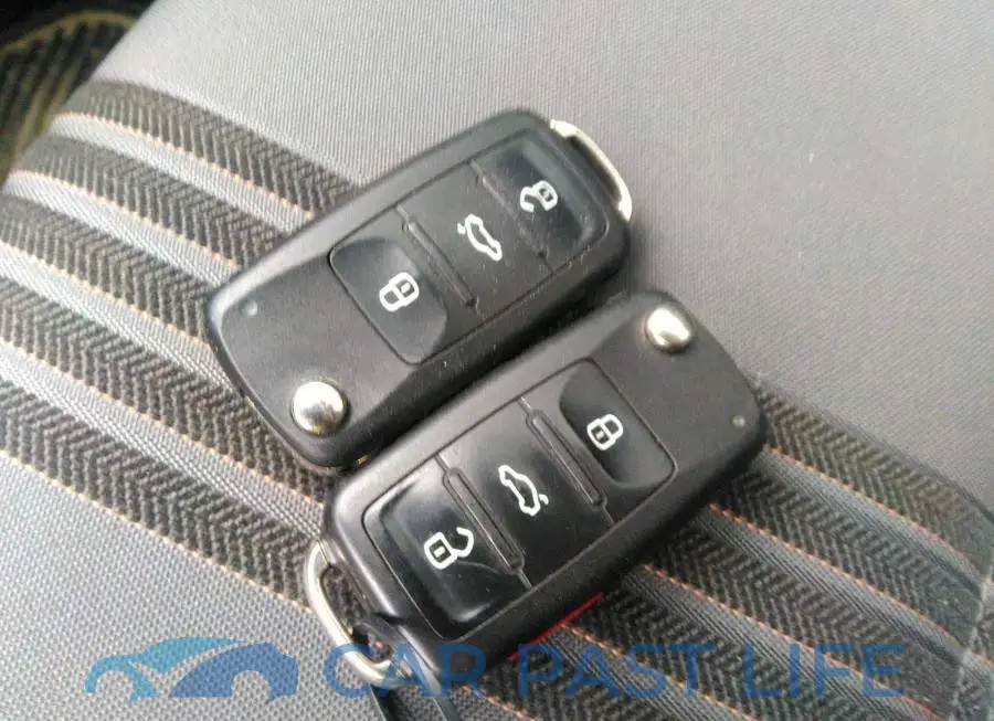 3VWDB7AJ3HM341894# 11