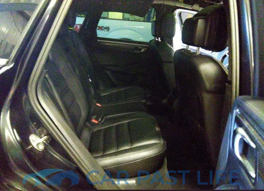 WP1AF2A52GLB94806# 8