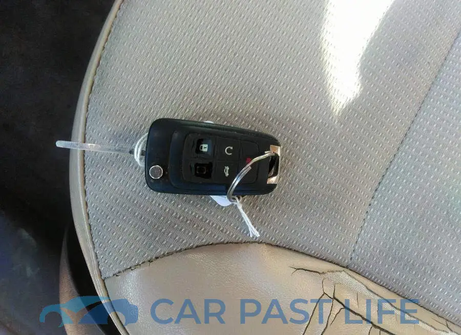 1G11E5SLXEF258632# 11