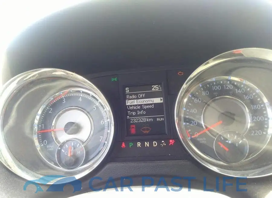 2C4RC1BGXER116611# 7