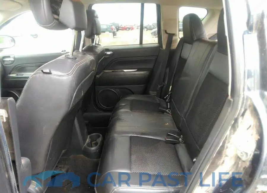 1C4NJDAB7ED530721# 8