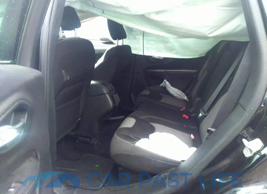 1C4PJMCBXEW108002# 8