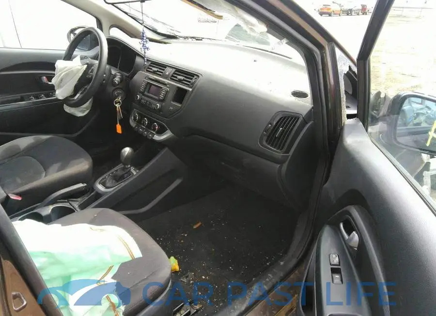 KNADM4A33E6349970# 5