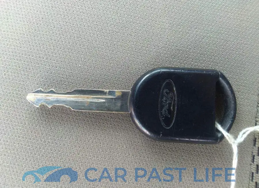 1FMCU93177KA17253# 11