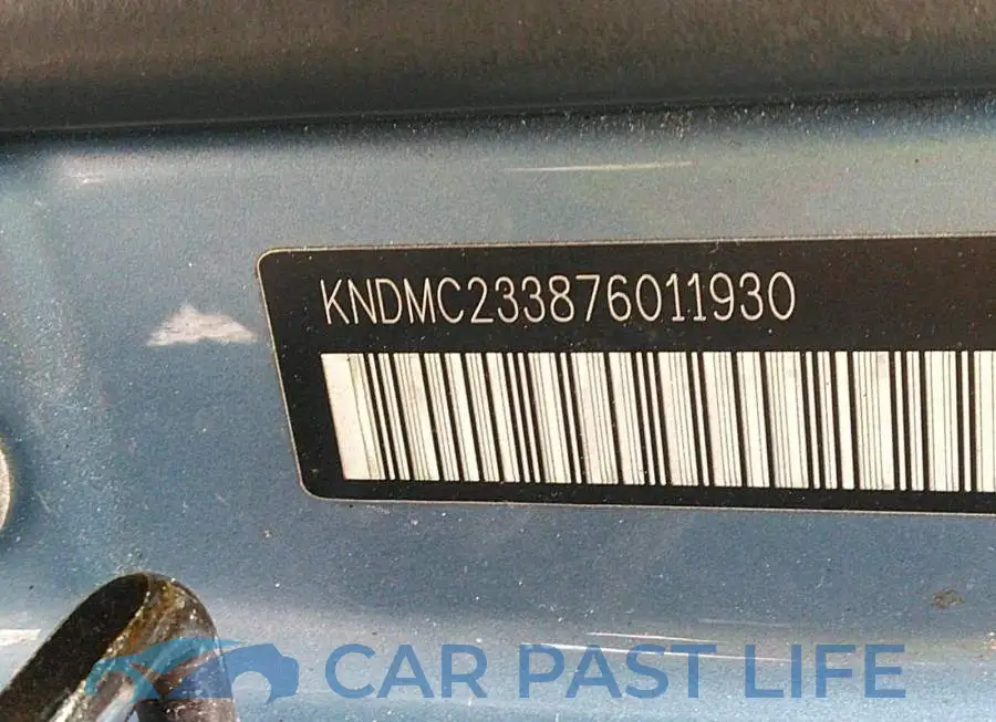 KNDMC233876011930# 9
