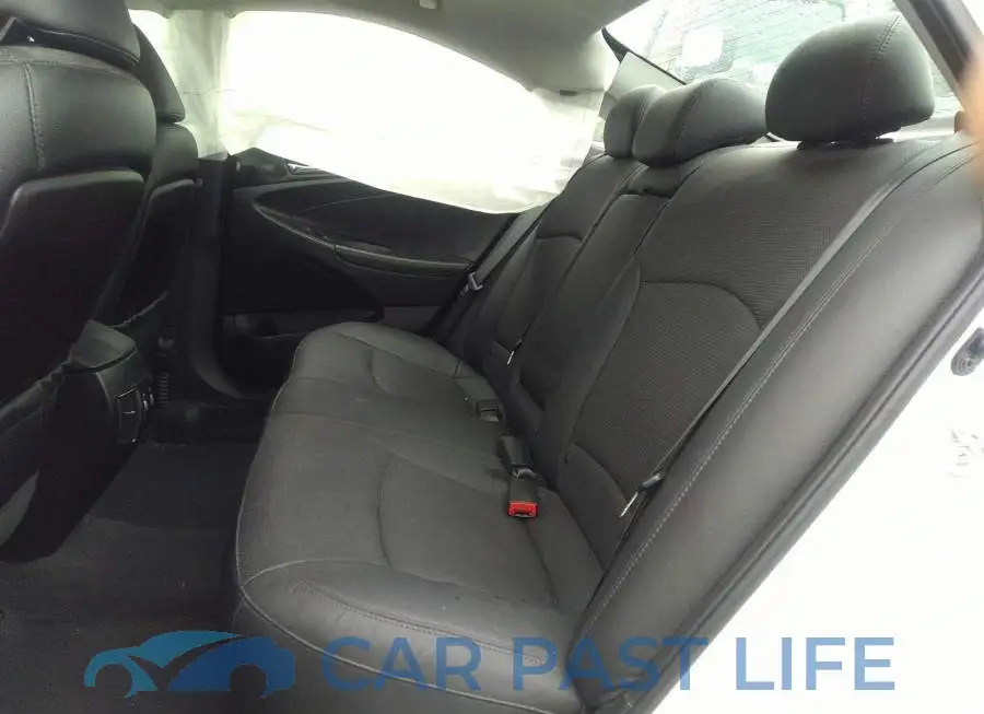 5NPEC4AC6EH813107# 8