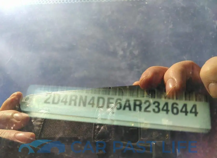 2D4RN4DE6AR234644# 9