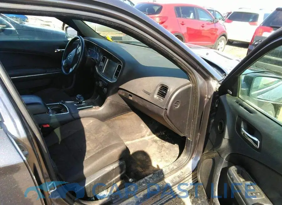 2C3CDXHG8DH710488# 5