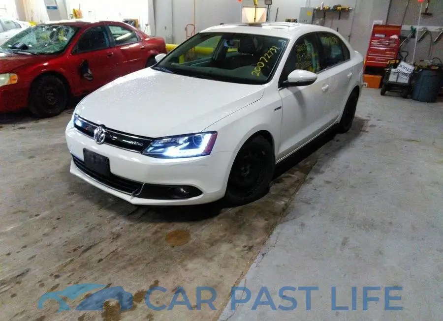 3VW637AJ3DM231380# 6