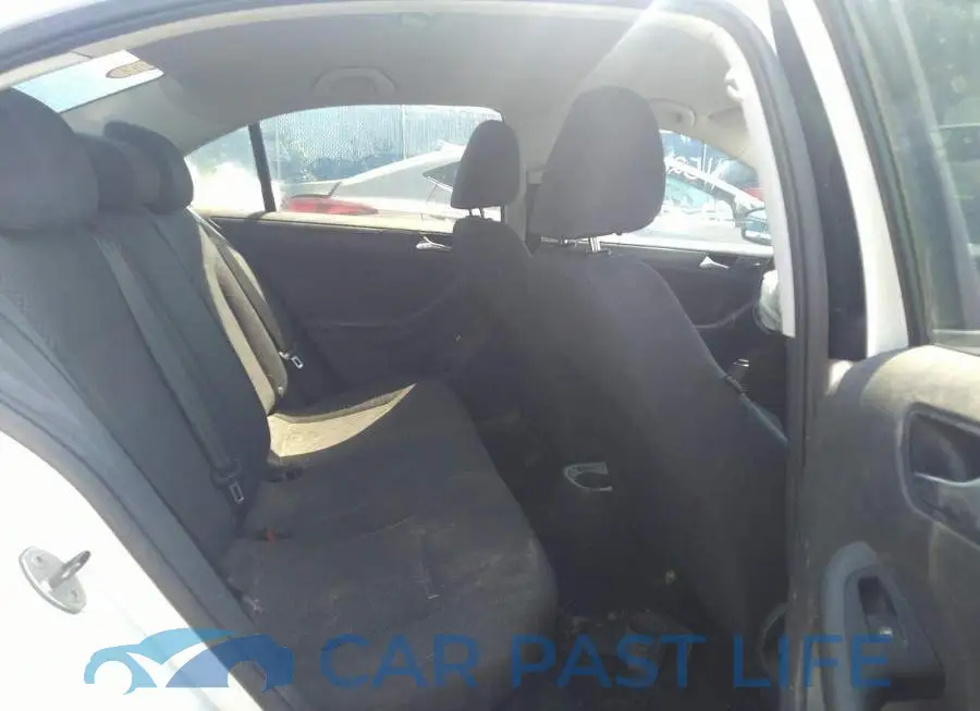 3VW1K7AJ0DM388636# 8