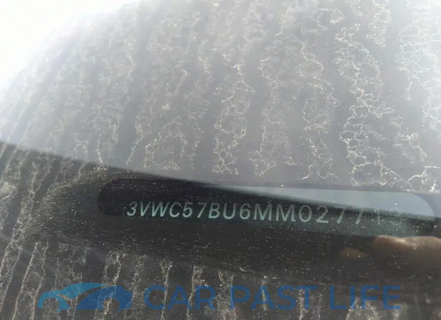 3VWC57BU6MM027713# 9