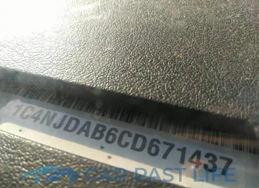 1C4NJDAB6CD671437# 9