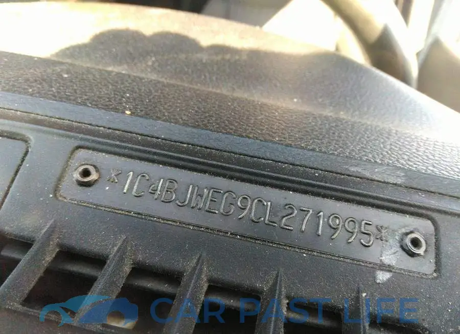 1C4BJWEG9CL271995# 9