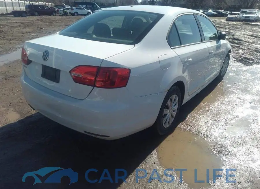 3VW2K7AJ6CM387865# 4