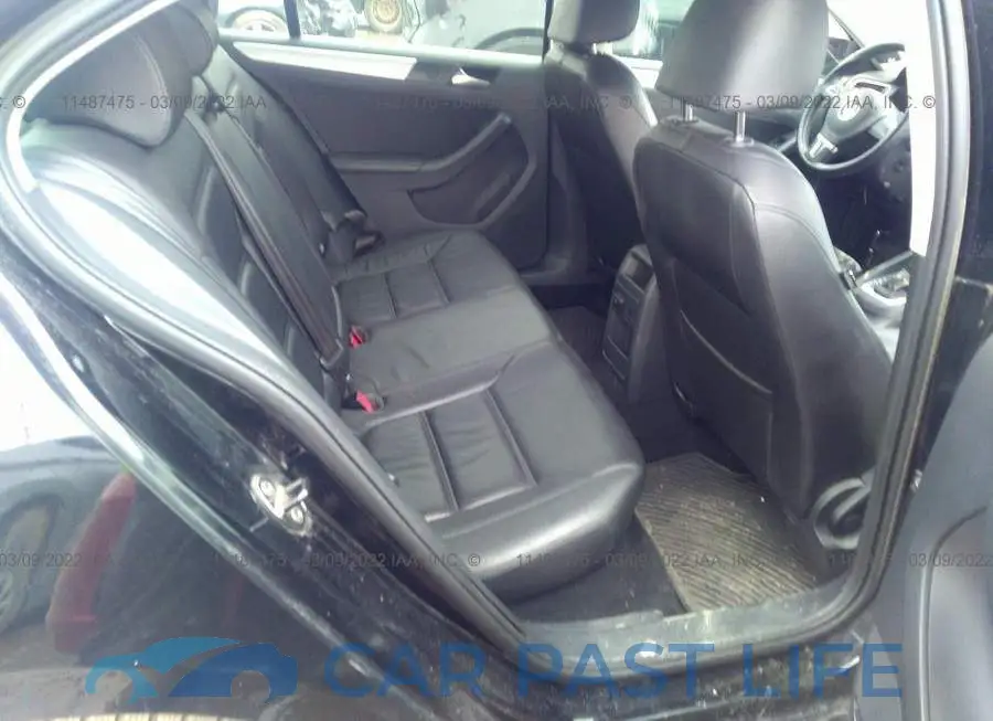 3VWLX7AJ4CM393850# 8