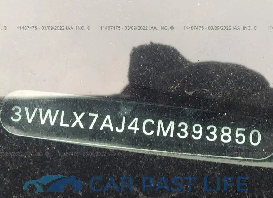 3VWLX7AJ4CM393850# 9