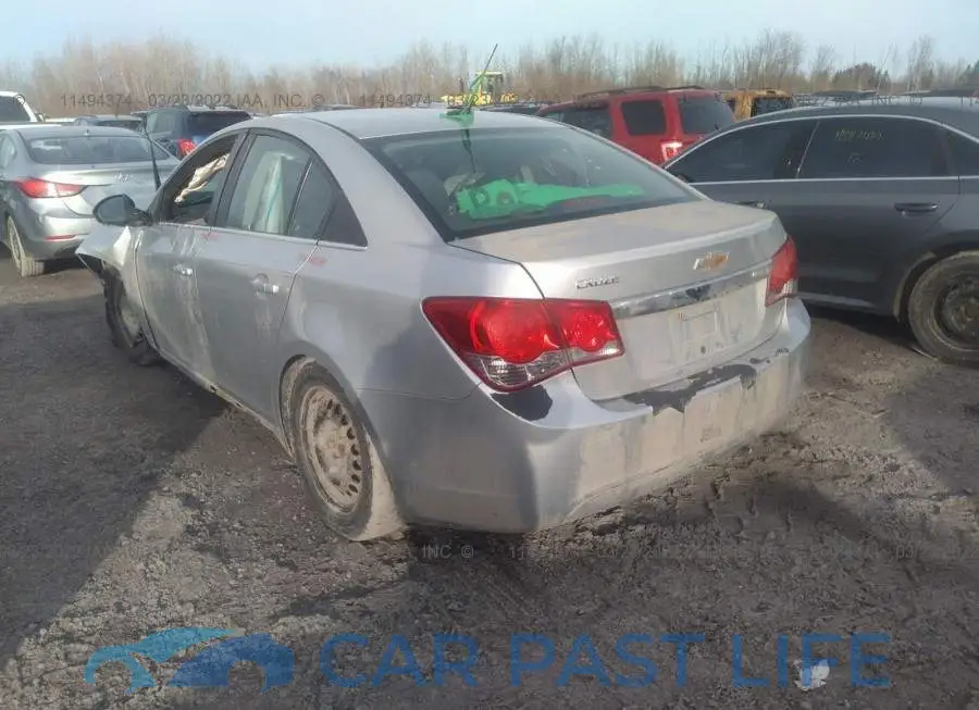 1G1PA5SH2B7136323# 3