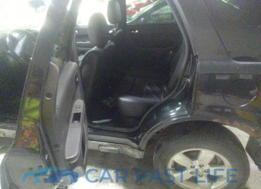 1FMCU9EG7BKA64311# 8