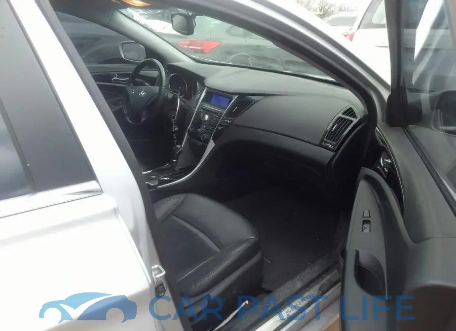 5NPEC4AC3BH305107# 5