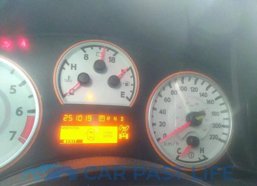 1N6AA0EC3BN308691# 7