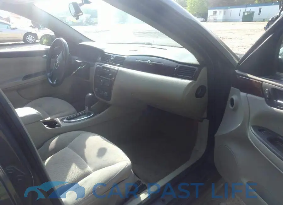 2G1WB5EK7A1228930# 5