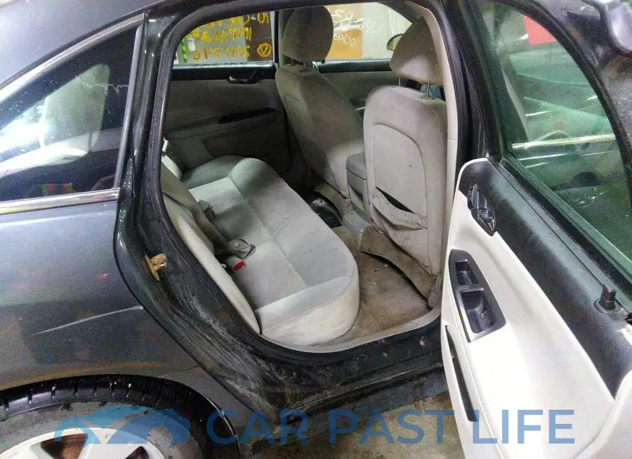 2G1WB5EK2A1241746# 8
