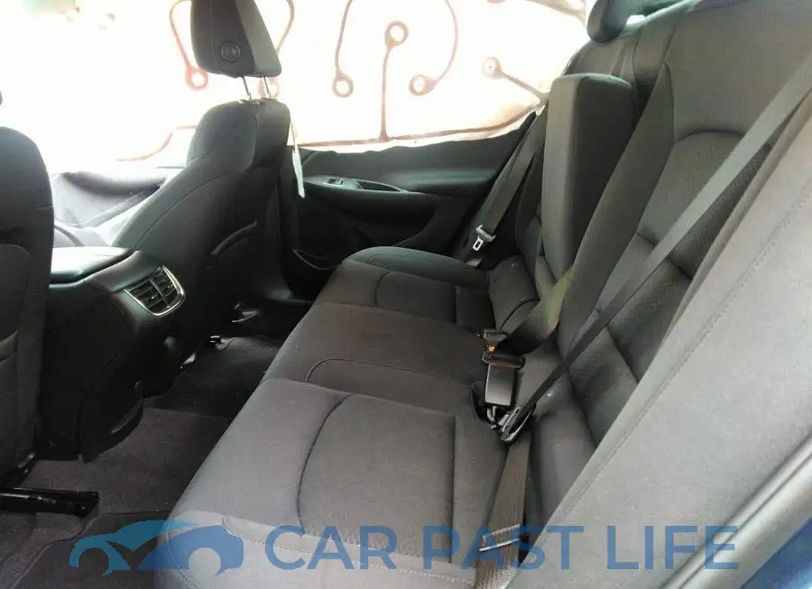 1G1ZD5ST7NF109553# 8