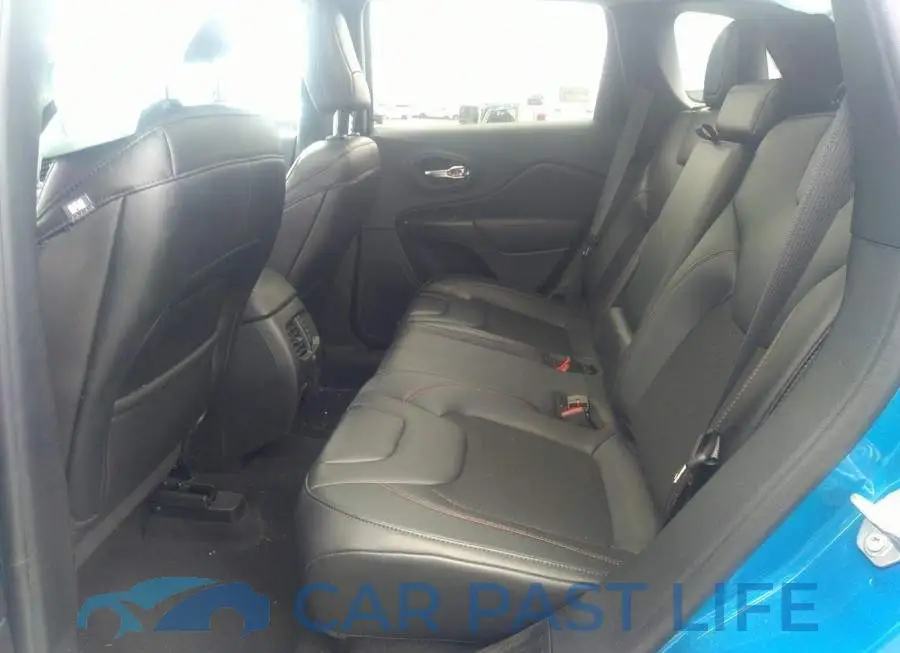 1C4PJMBX8LD504645# 8
