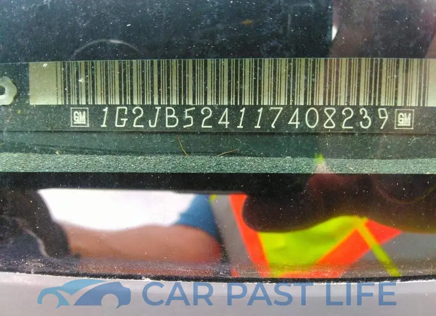 1G2JB524117408239# 9