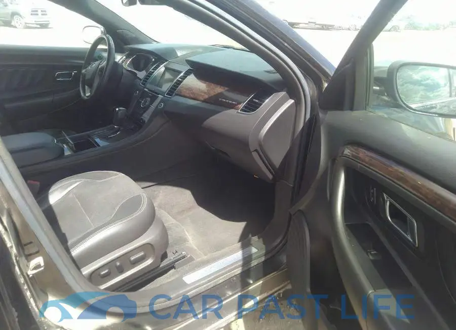 1FAHP2J80GG130012# 5