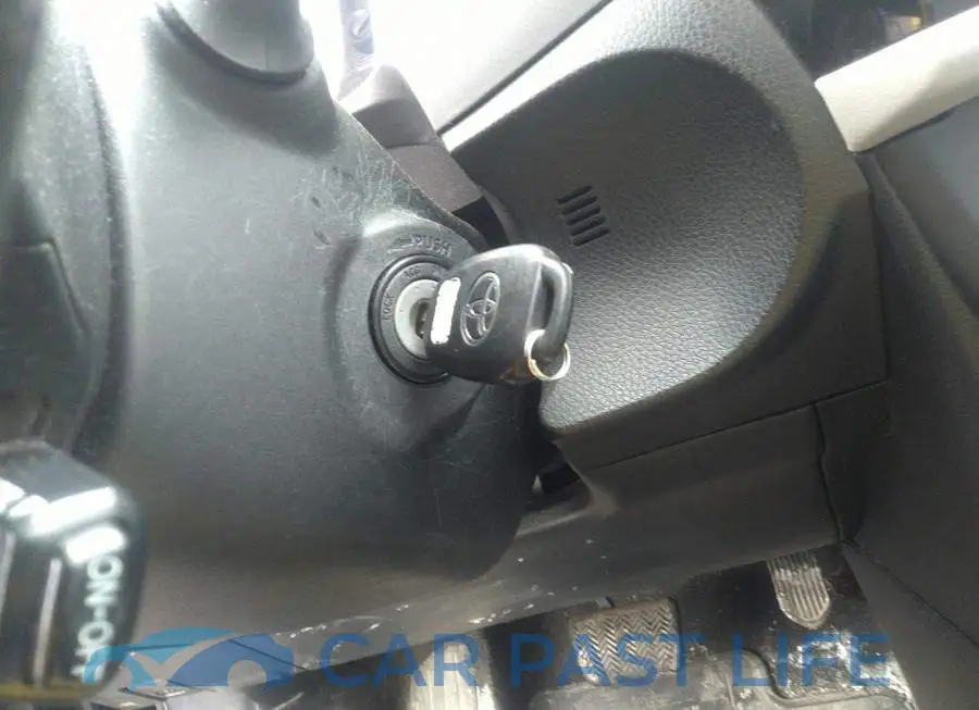 2T1BURHE7EC105214# 11