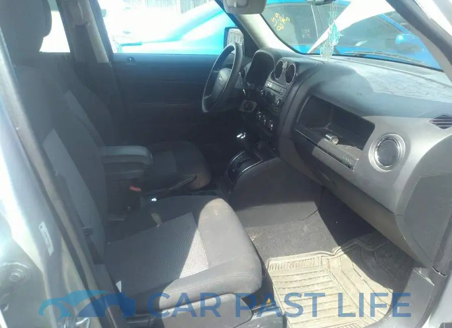 1J4NF2GB9AD512996# 5
