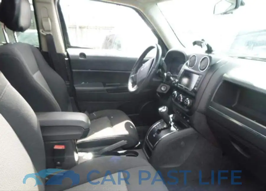 1J4NF2GB2AD636429# 6